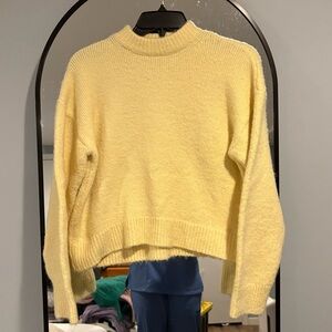 Women’s Zara Yellow Crewneck Sweater Small